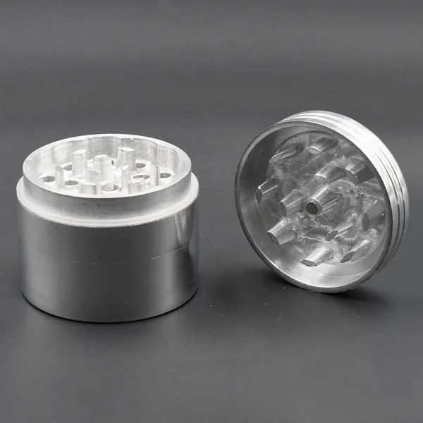 4-Piece Medium Metal Grinders