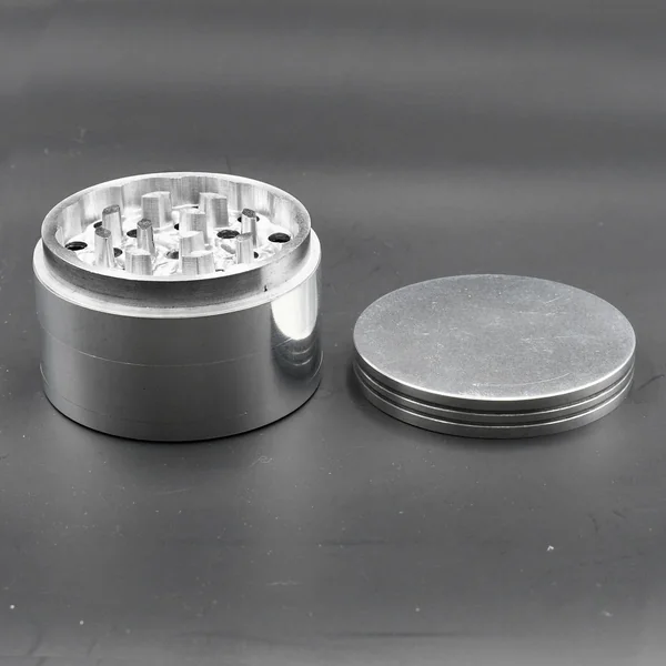 4-Piece Medium Metal Grinders - Image 12