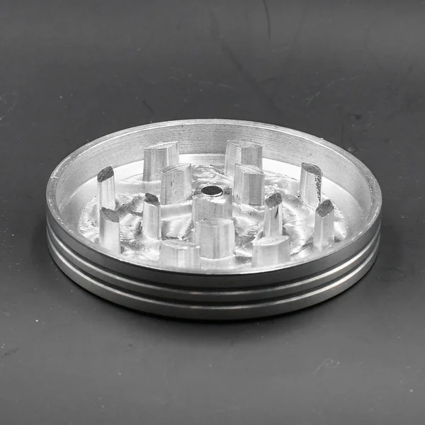 4-Piece Medium Metal Grinders - Image 3