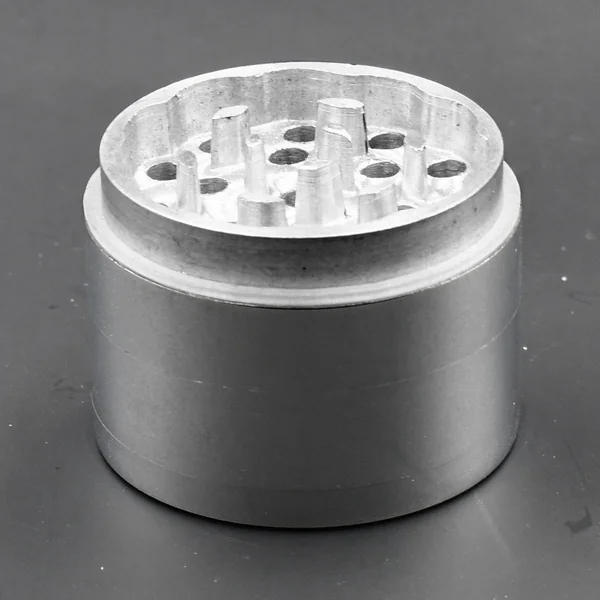 4-Piece Medium Metal Grinders - Image 8