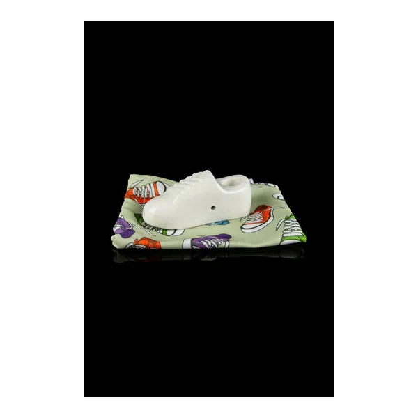 Art of Smoke Sneaker Pipe - Image 4