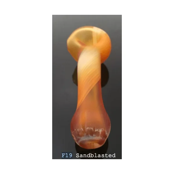 Izlow Glass F19 Half Fumed Sandblasted Handpipe