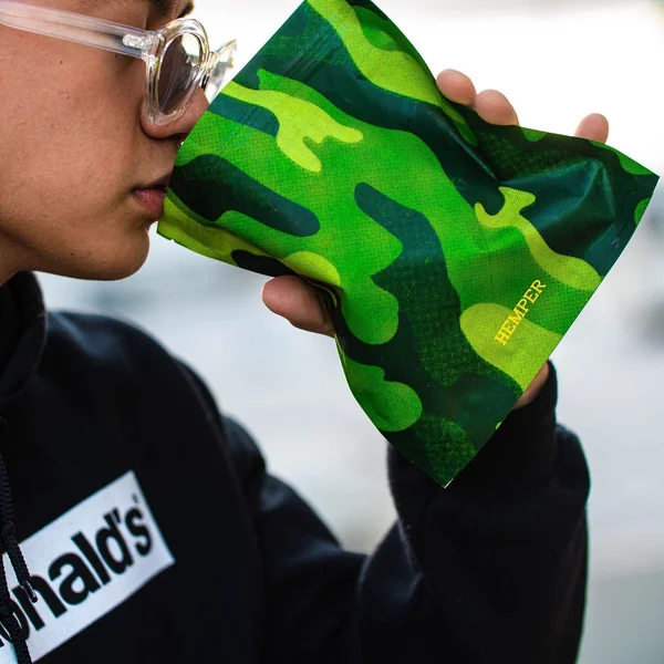 Medium Camo Smell Proof Bags 10 Count - Image 6