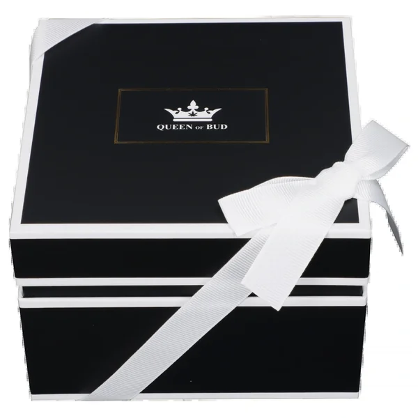 Queen of Bud Premium Soy Candle - Image 23