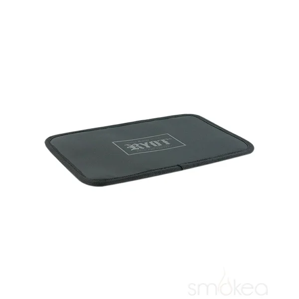 RYOT Large Safe Case Carbon Series Pipe Case - Image 6