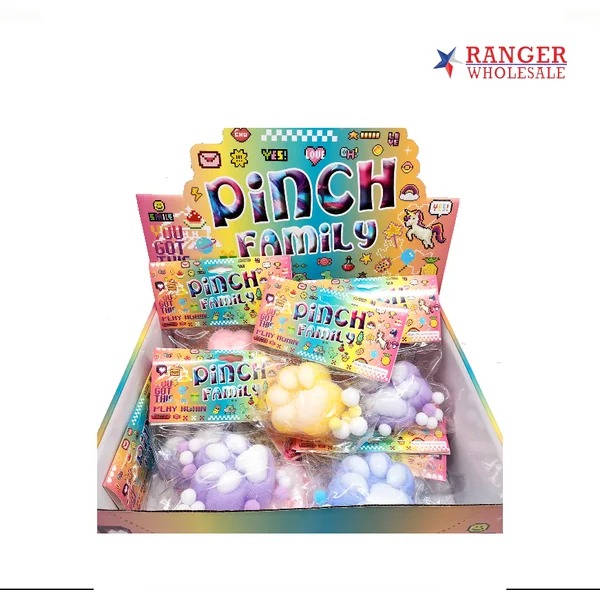 SQUISHY PINCH FAMILY 12CT